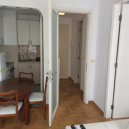 Delta 贝尔格莱德